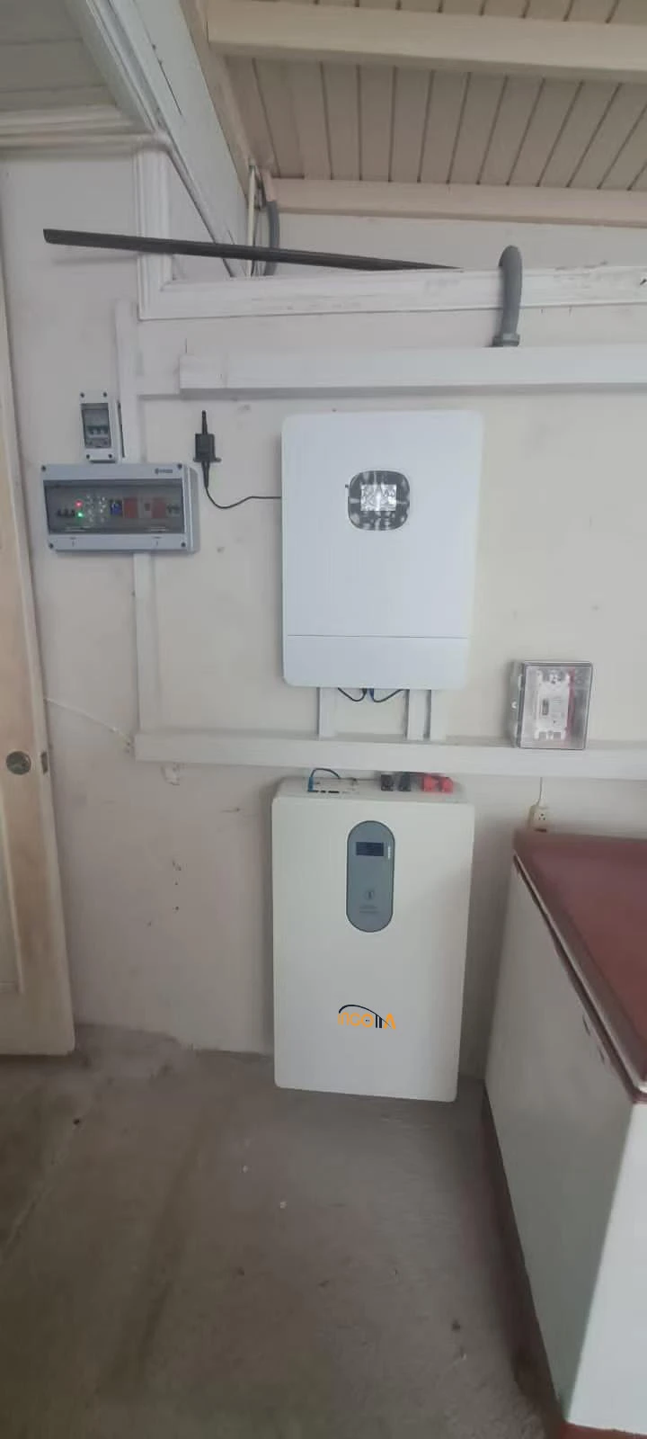 Hybrid inverter inverter & 10kwh lifepo4 battery